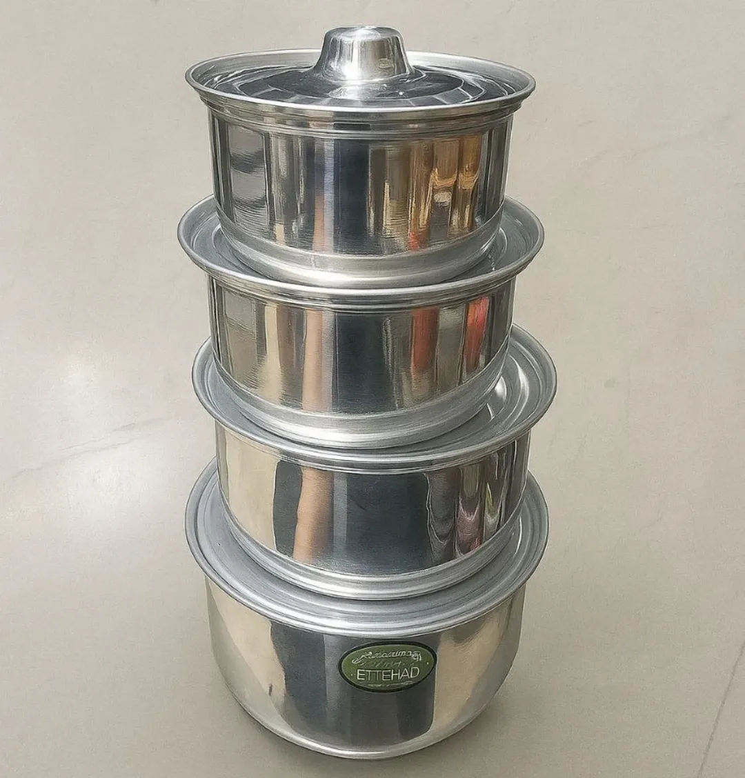 قابلمه ۴ رقم ۸ پارچه جنس بدنه آلومینیوم